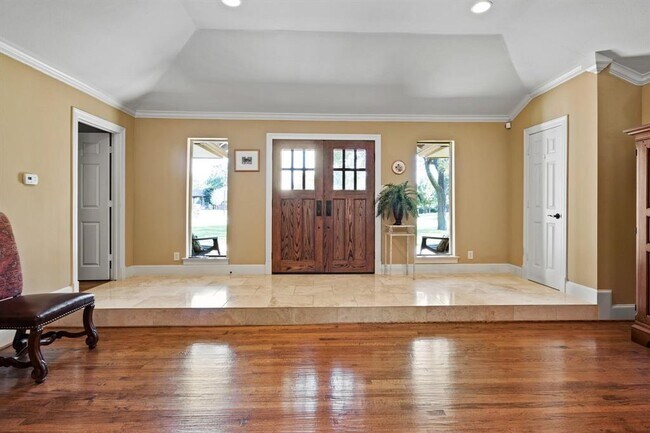 Building Photo - 417 Carter Dr
