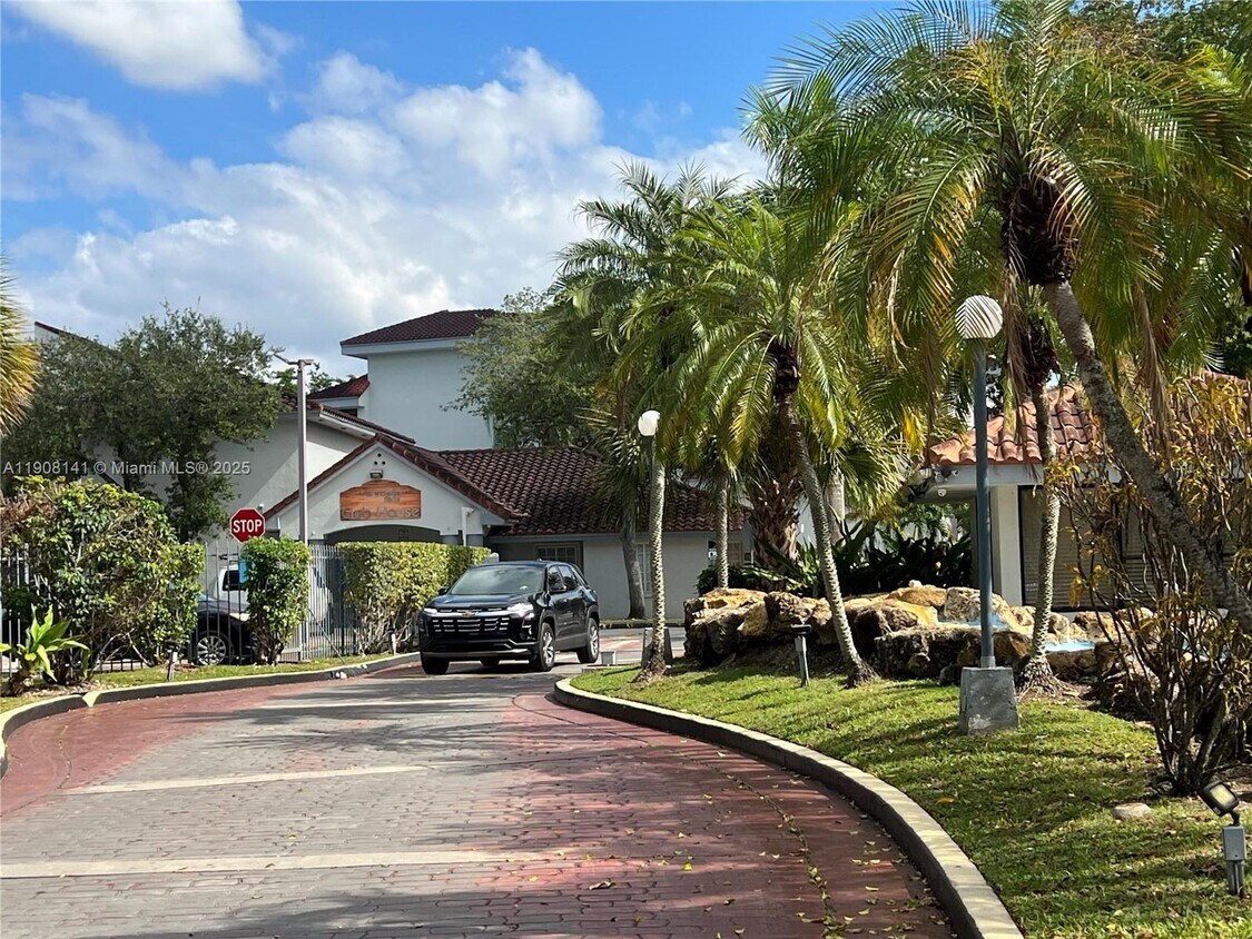 Foto principal - 8205 SW 152nd Ave