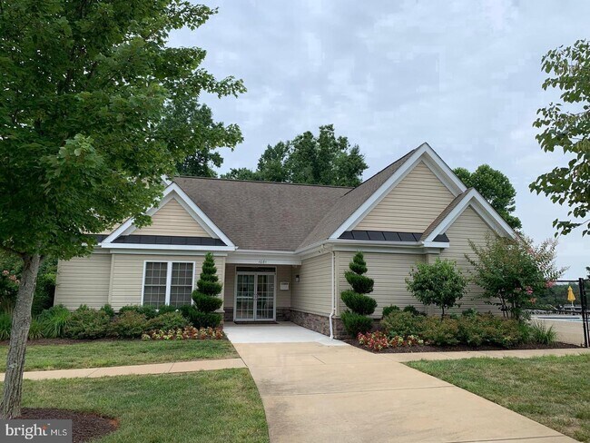 Foto del edificio - 987 Longview Ln