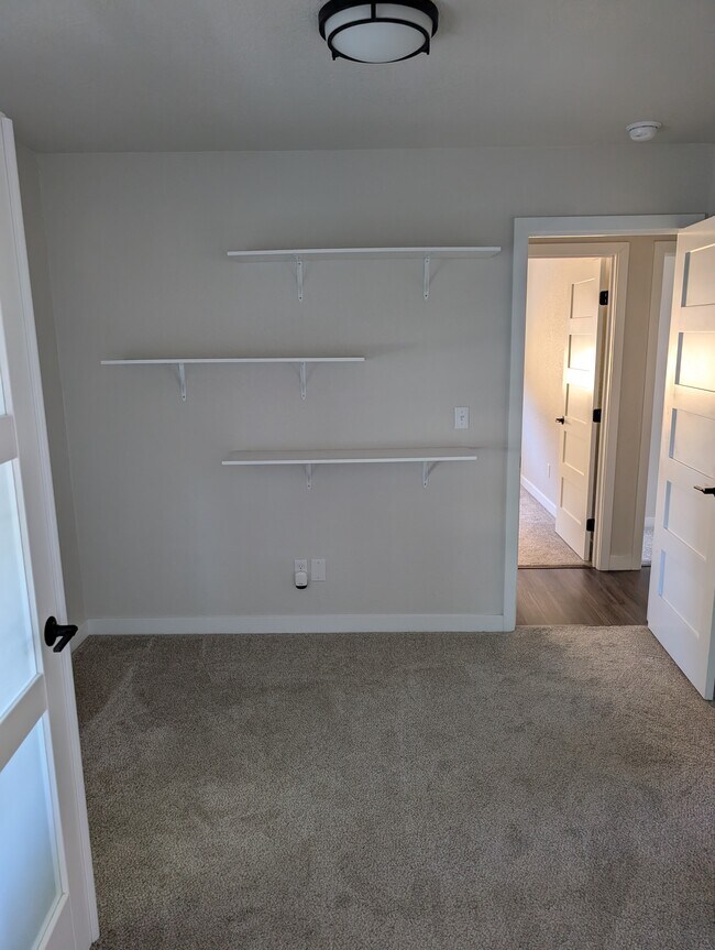 Oficina o dormitorio n.° 4 - 3604 S Olathe St