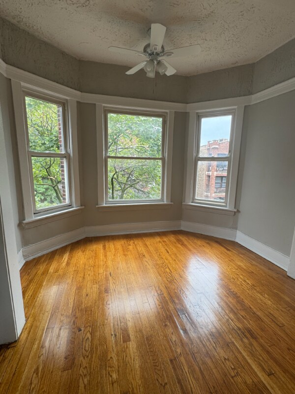 Foto principal - 6540 N Lakewood Ave