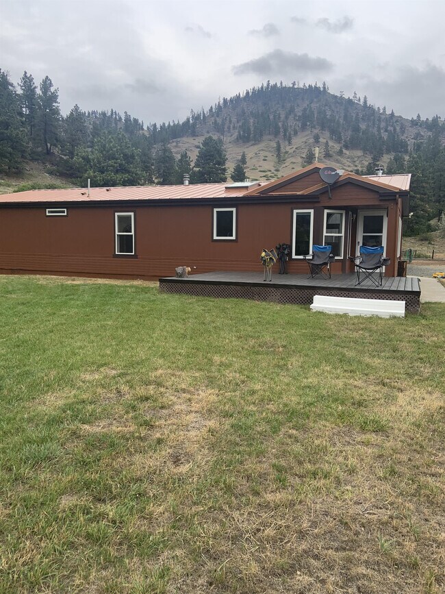 Building Photo - 2792 Mountain Lion Gulch