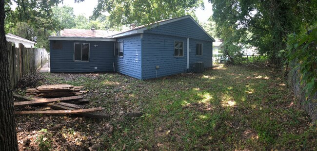 Foto del edificio - 124 Town Homes Dr