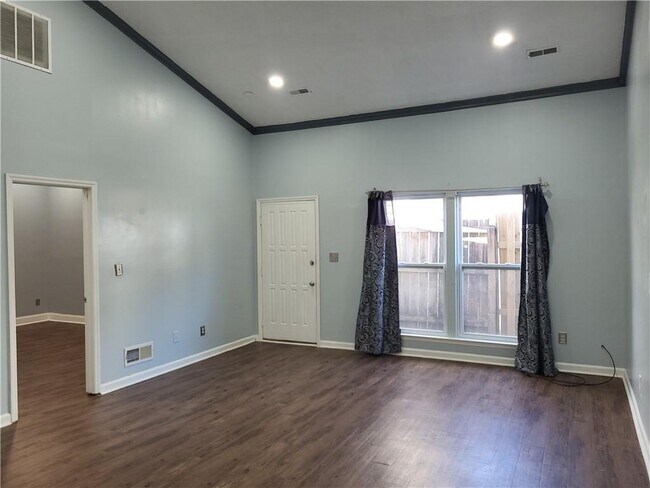 Foto del edificio - 2957 Hawk Ct SE