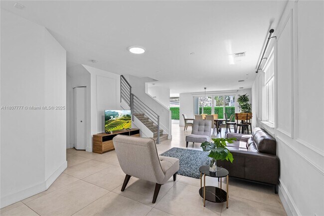 Building Photo - 10330 NW 68th St