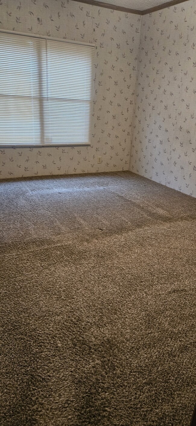 Master Bed - Presque Isle Estates