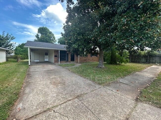 Building Photo - 2107 Orbit Dr
