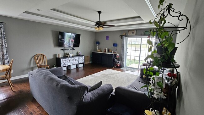 Foto del edificio - 6122 Stone Mill Dr
