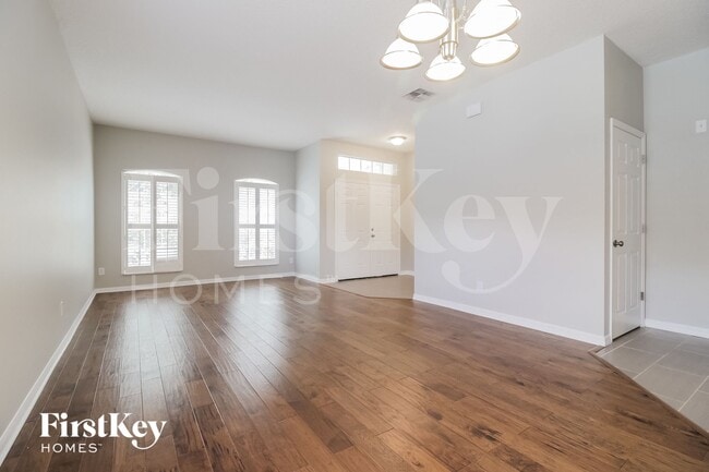 Foto del edificio - 9797 Bennington Chase Dr