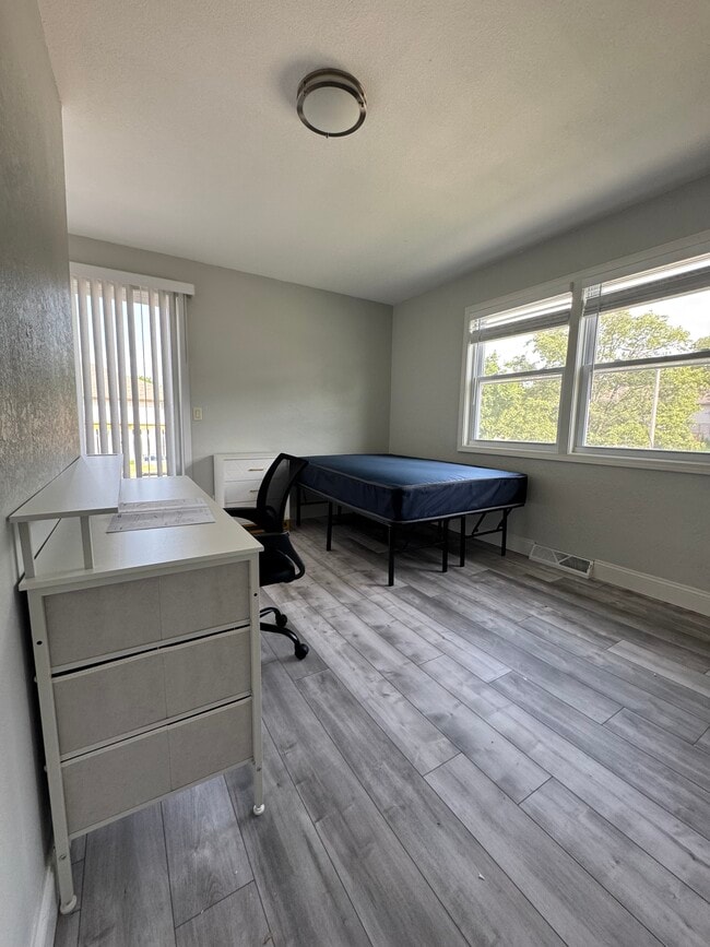 Bedroom 1 - 214 Lindell Dr
