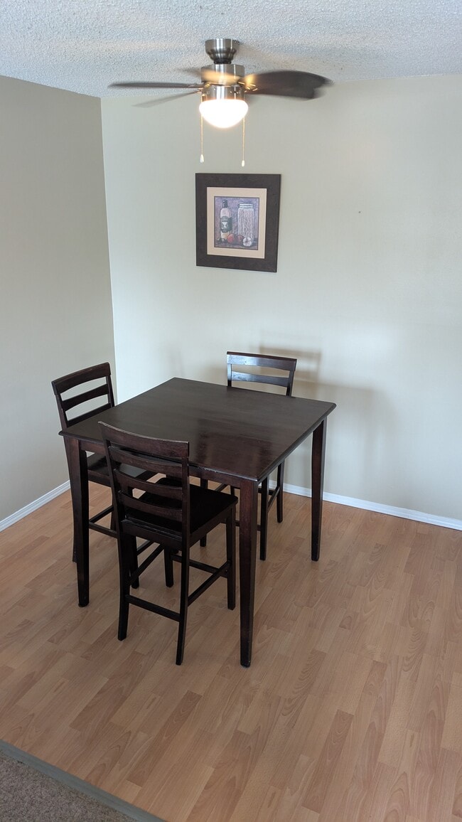 Dining Room and Table - Quintette Apartments