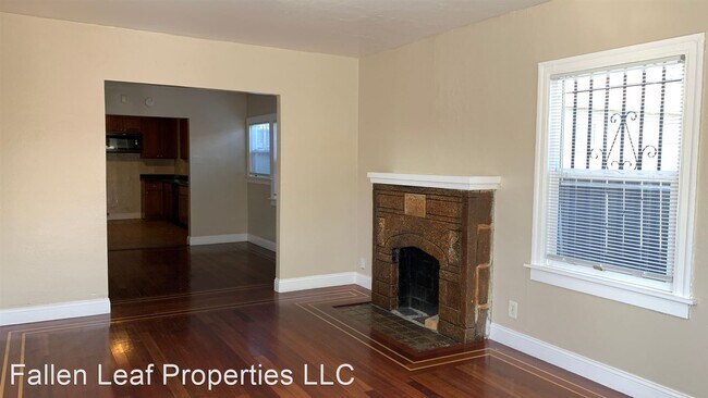 Building Photo - 2 br, 1.5 bath House - 2681 79th Ave.