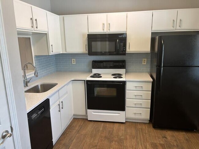 Foto del edificio - 2 Bed / 2 Bath Townhouse for Rent in Madison Alabama