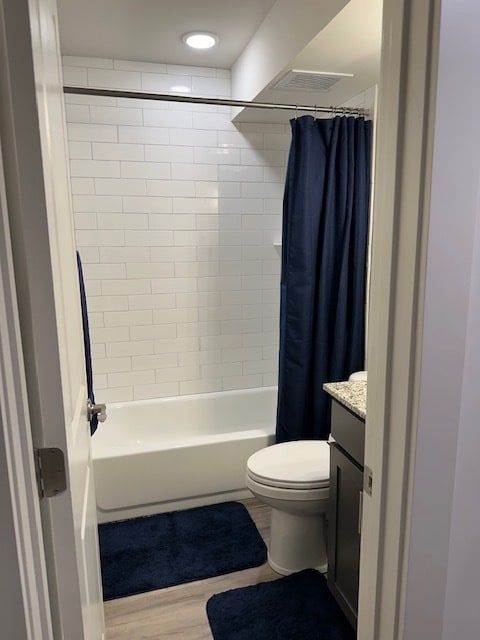 Baño 1 - Deerwoode Apartments