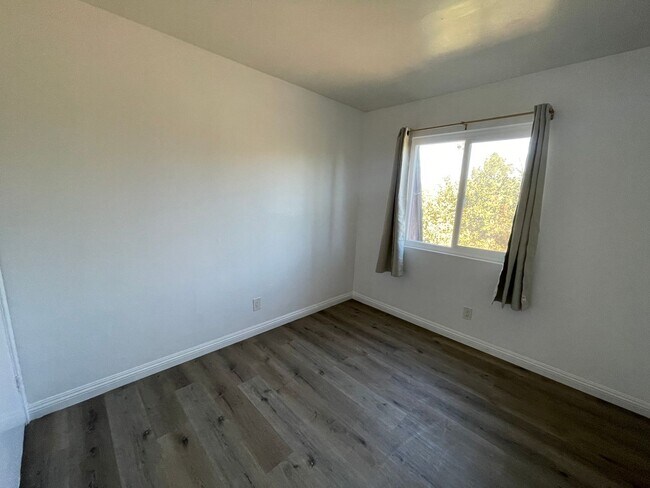 Building Photo - Updated 4 Bedroom Home in San Marcos