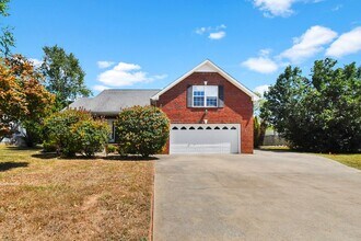 Building Photo - 3894 Stella Dr