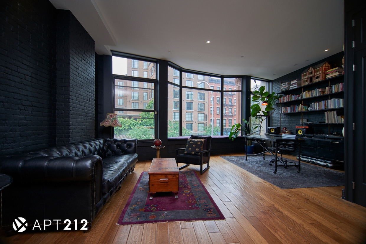 Primary Photo - 344 Bowery