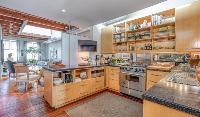 Building Photo - 1931 Manning St