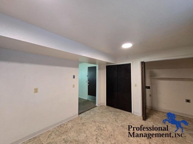 Building Photo - 2 bedroom in Billings MT 59101