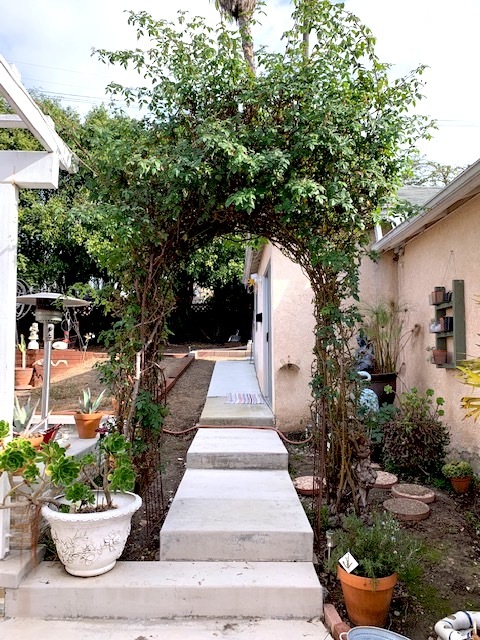 Entrance to Guest Cottage - 5735 W 76th St