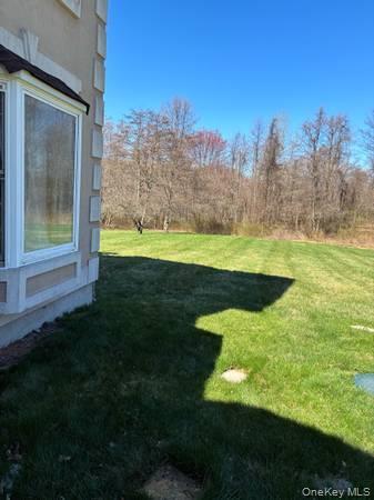 Foto del edificio - 95 Lexington Dr