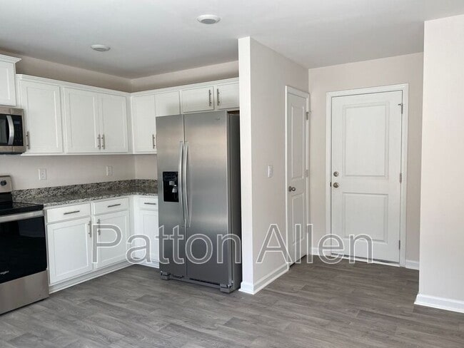 Building Photo - 45 Hamrick Dr