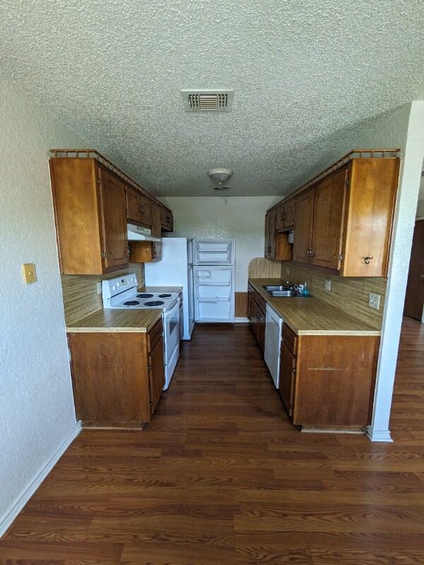 Foto del edificio - 404 Northern Dove Ln
