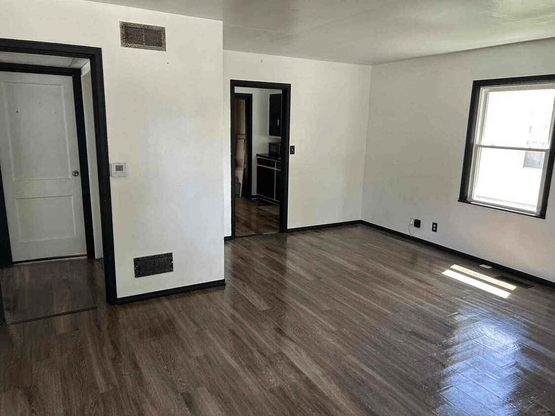Foto principal - 128 Elm St