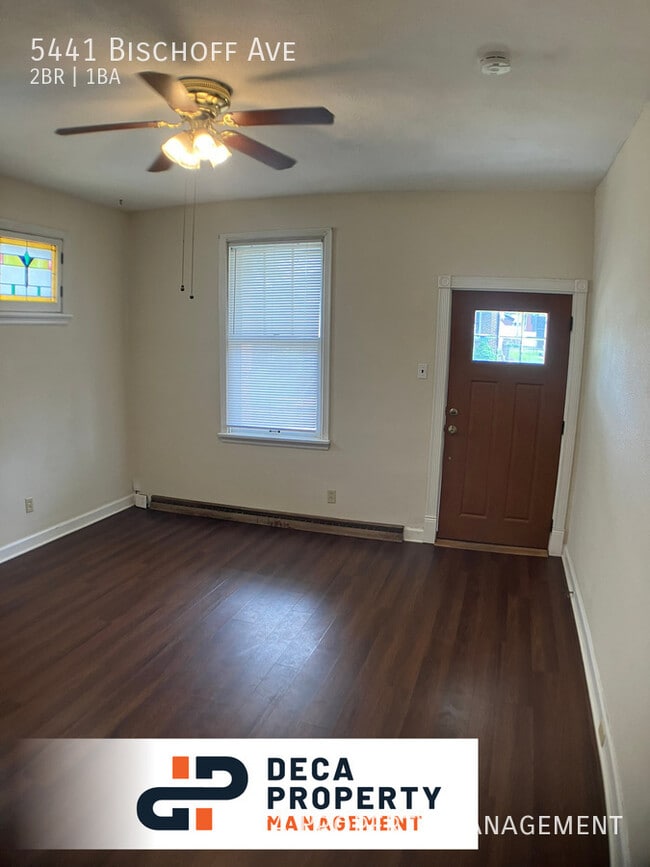 Building Photo - 2 Bedroom House