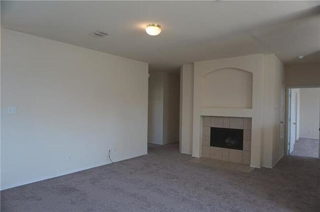 Building Photo - 5336 Sonoma Dr