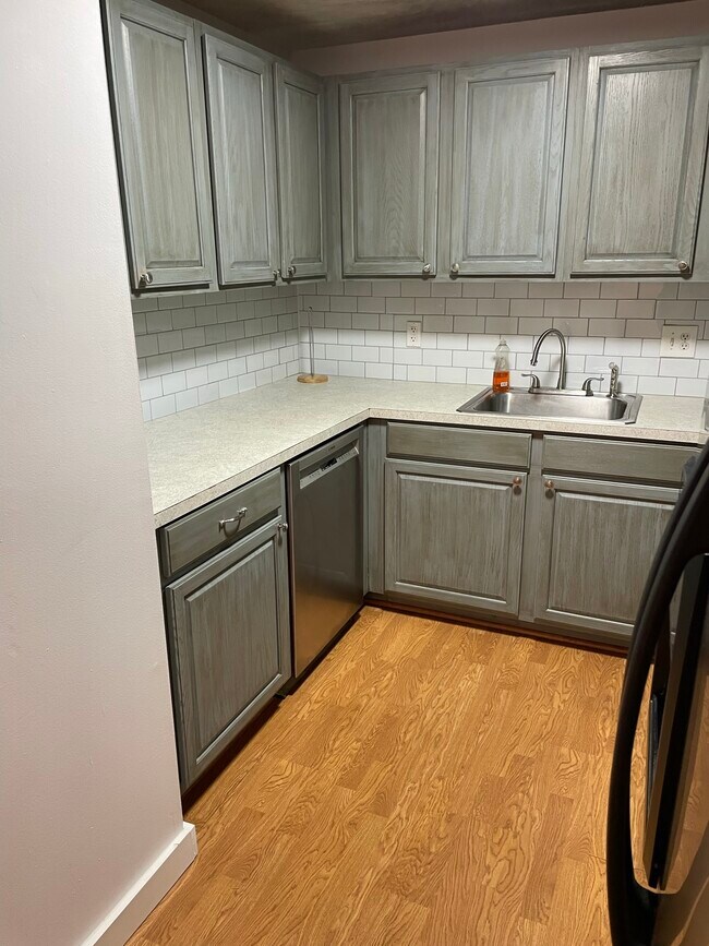 Foto del edificio - 8 Lancelot Court