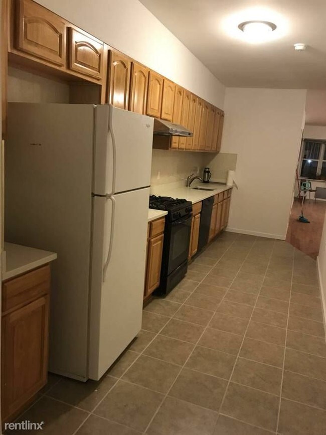 Foto del edificio - 169 72nd St