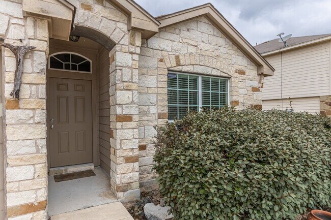 Foto del edificio - 259 Creekview Way