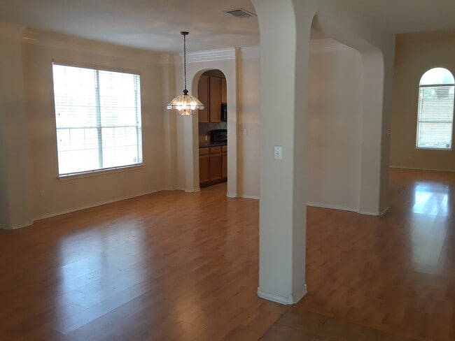 Building Photo - 13316 Bosswood Dr