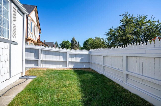 Building Photo - Adorable 3 Bed/2 Bath Home in Tacoma