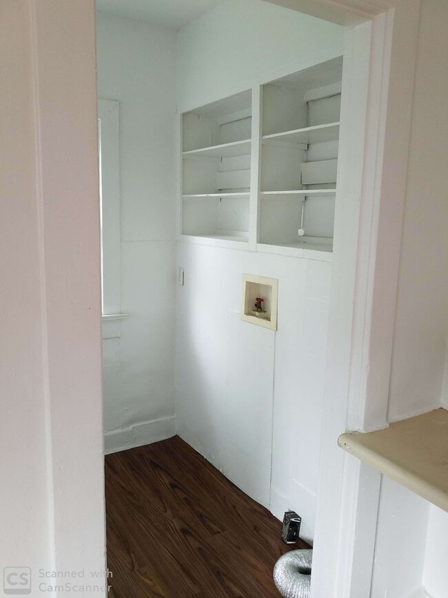 Photo - 1513-1515 Tacoma St Apartment