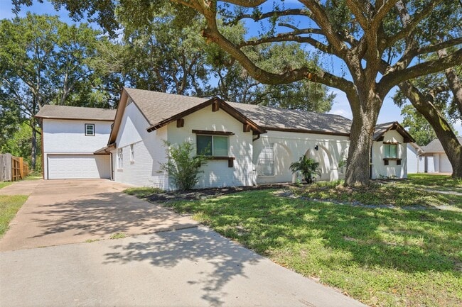 Building Photo - 11507 Barwood Bend Dr