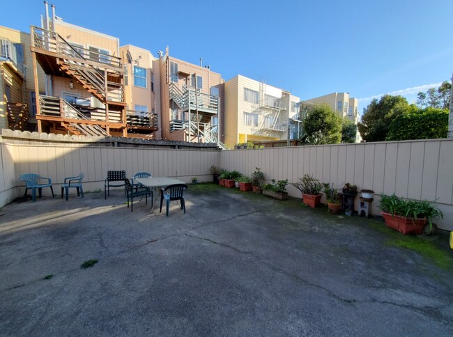 Foto del edificio - 1242 20th Ave