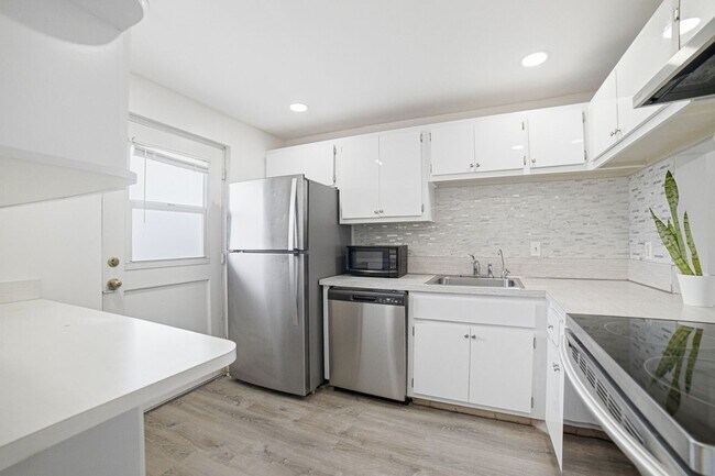 Foto del edificio - 5700 NW 2nd Ave