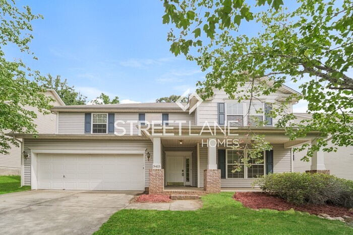 Foto principal - Spacious 4 bedroom home in Charlotte!