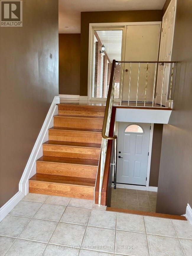 Building Photo - 1311 Fiddlers Green Rd