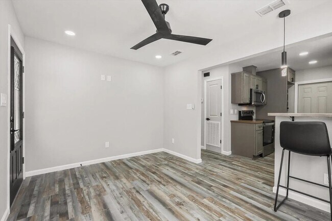 Foto del edificio - Baltic Avenue