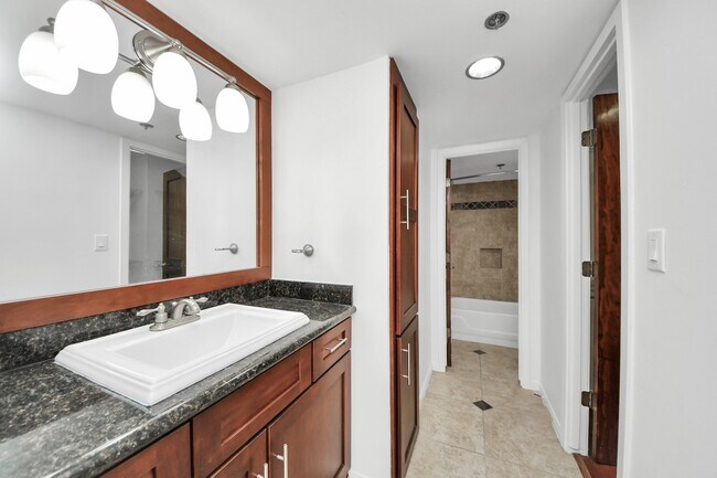 Foto del edificio - 3525 Sage Rd