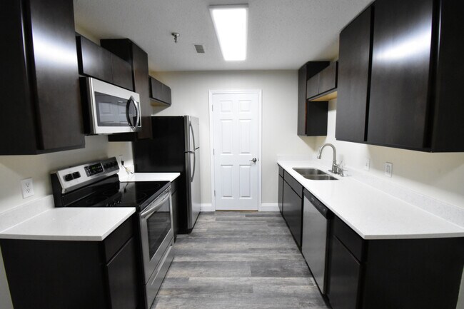 Foto del edificio - 1360 Brook St
