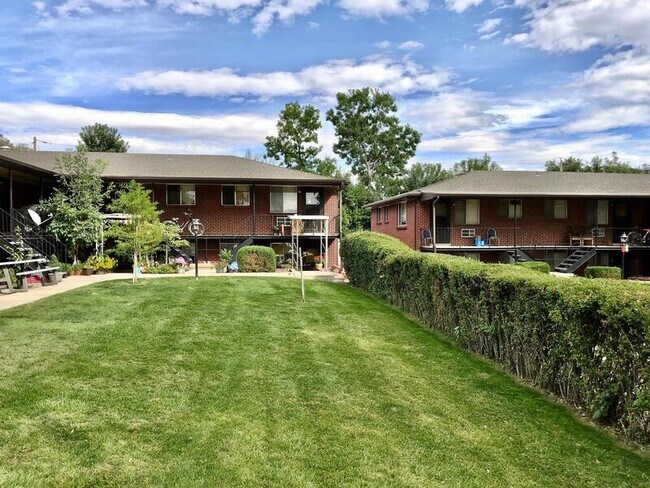 Building Photo - 7270 Newton St