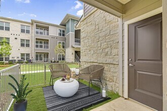 Building Photo - 3301 Gulf Fwy