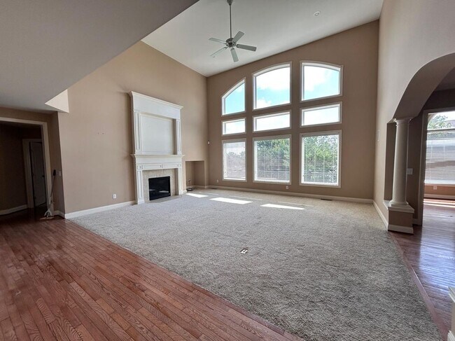 Foto del edificio - 3684 Stonebrooke Ct