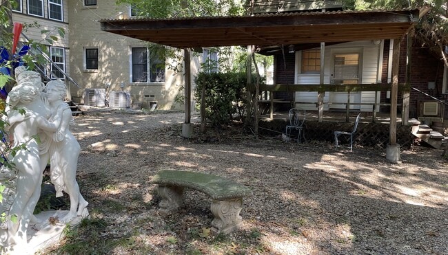 Covered parking - 5946 Oram St