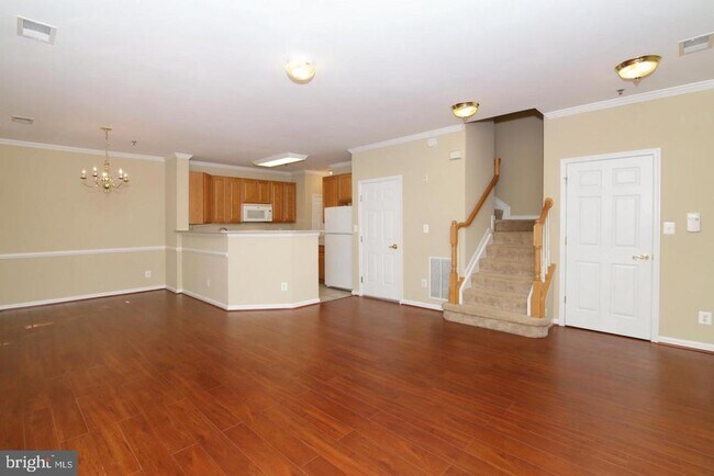 Foto del edificio - 7751 Milford Haven Dr