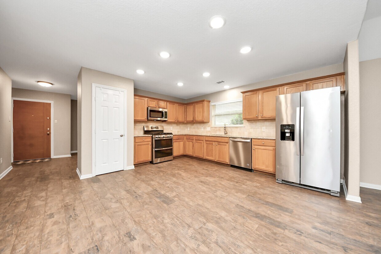 Foto del edificio - 14610 Hazy Ridge Ln